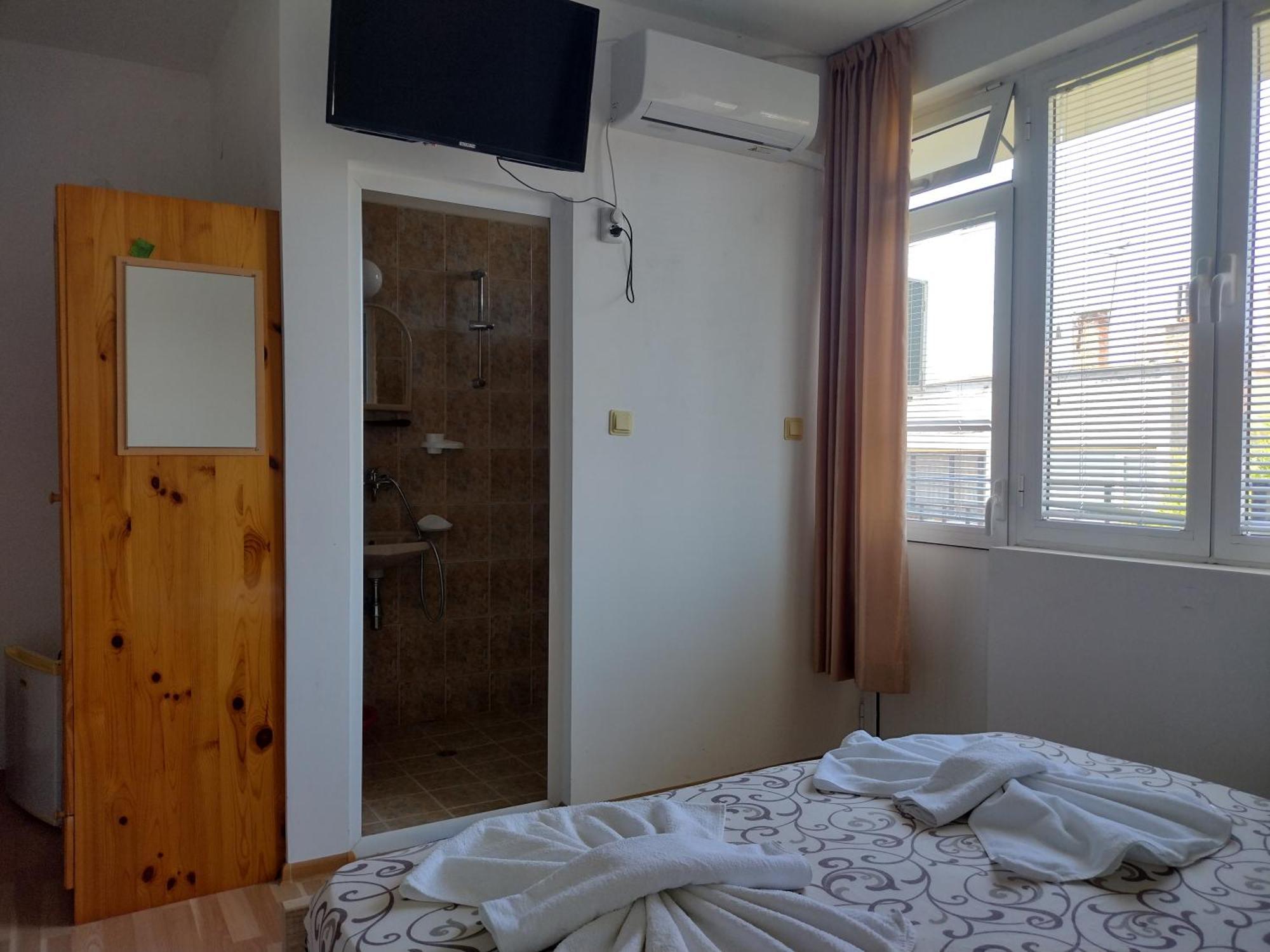 Къща За Гости Янка Hotel Nesebar Ngoại thất bức ảnh